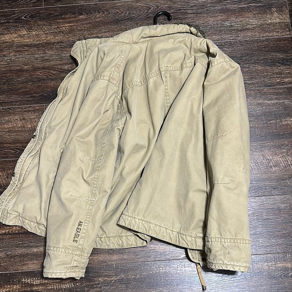 American Eagle Outfitters Men's Tan Jacket with Faux Fur Lining - Picture 3 of 3